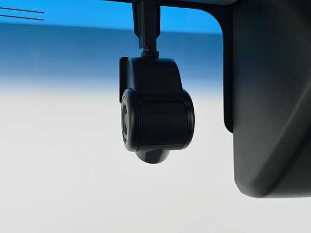 ダイハツ アトレー バン RS 長野県 2022(令4)年 0.4万km オフビートカーキM 4WD/純正メモリナビ/Bluetooth/CD/DVD/フルセグTV/バックカメラ/ETC/コーナーセンサー/両側パワスラ/クルーズコントロール/ステアリングスイッチ/純正フロアマット/ドアバイザー/LEDヘッドライト/横滑り防止装置/衝突被害軽減システム/アイドリングストップ/プッシュスタート/スマートキー