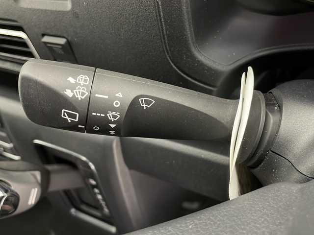 ダイハツ アトレー バン RS 長野県 2022(令4)年 0.4万km オフビートカーキM 4WD/純正メモリナビ/Bluetooth/CD/DVD/フルセグTV/バックカメラ/ETC/コーナーセンサー/両側パワスラ/クルーズコントロール/ステアリングスイッチ/純正フロアマット/ドアバイザー/LEDヘッドライト/横滑り防止装置/衝突被害軽減システム/アイドリングストップ/プッシュスタート/スマートキー