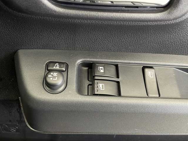 ダイハツ アトレー バン RS 長野県 2022(令4)年 0.4万km オフビートカーキM 4WD/純正メモリナビ/Bluetooth/CD/DVD/フルセグTV/バックカメラ/ETC/コーナーセンサー/両側パワスラ/クルーズコントロール/ステアリングスイッチ/純正フロアマット/ドアバイザー/LEDヘッドライト/横滑り防止装置/衝突被害軽減システム/アイドリングストップ/プッシュスタート/スマートキー