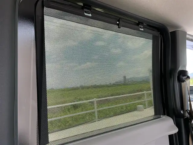 ホンダ Ｎ ＢＯＸ 佐賀県 2024(令6)年 0.7万km クリスタルブラックパール 純正8型ナビゲーション/・AM/FM/Bluetooth/CD/DVD/フルセグTV/・Apple Car Play/Android Auto/・バックカメラ/USB入力端子/前後録画ドライブレコーダー/片側パワースライドドア/LEDヘッドライト/・オートマチックハイビーム/プッシュスタート/スマートキー/ETC/純正フロアマット/純正ドアバイザー/新車保証書/取扱説明書/ホンダセンシング /レーダークルーズコントロール/コーナーセンサー/衝突被害軽減ブレーキ