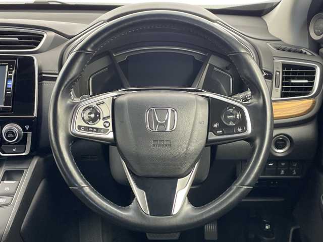 ホンダ ＣＲ－Ｖ ハイブリッド e:HEV EX マスターピース 新潟県 2020(令2)年 3.4万km クリスタルブラックパール 寒冷地仕様/サンルーフ/純正メモリナビ/　フルセグTV/CD/DVD/Bluetooth/衝突被害軽減ブレーキ/ブラインドスポットモニター/レーダークルーズコントロール/レーンキープアシスト/バックカメラ/ETC2.0/パワーバックドア/前席パワーシート/運転席メモリー付パワーシート/ステアリングヒーター/全席シートヒーター/LEDヘッドライト/オートマチックハイビーム/オートライト/スマートキー/レザーステアリング/ステアリングスイッチ/パドルシフト