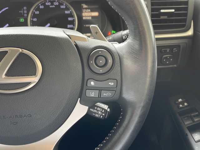 レクサス ＣＴ 200h バージョンC 愛知県 2018(平30)年 4.7万km レッドマイカクリスタルシャイン レクサスセーフティシステム/衝突軽減システム/純正SDナビ（SDなし）/レーダークルーズコントロール/シートヒーター/CD /DVD/Bluetooth/フルセグ/バックカメラ/パワーシート/コーナーセンサー/純正アルミホイール/ETC２．０/LEDヘッドライト/パドルシフト/ドライブレコーダー/ステアリングスイッチ/スマートキー/プッシュスタート