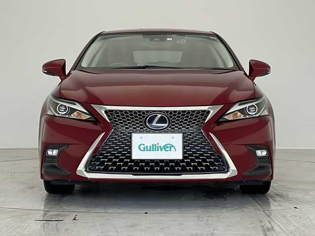 レクサス ＣＴ 200h バージョンC 愛知県 2018(平30)年 4.7万km レッドマイカクリスタルシャイン レクサスセーフティシステム/衝突軽減システム/純正SDナビ（SDなし）/レーダークルーズコントロール/シートヒーター/CD /DVD/Bluetooth/フルセグ/バックカメラ/パワーシート/コーナーセンサー/純正アルミホイール/ETC２．０/LEDヘッドライト/パドルシフト/ドライブレコーダー/ステアリングスイッチ/スマートキー/プッシュスタート