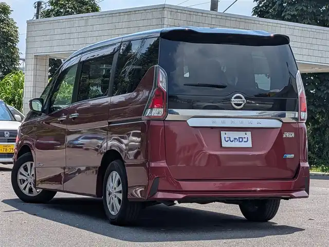 日産 セレナ ハイウェイスター プロパイロットED 栃木県 2016(平28)年 14.5万km マルーンレッド 2トーン (株)IDOMが運営する【じしゃロン宇都宮店】の自社ローン専用車両になります。こちらは現金またはオートローンご利用時の価格です。自社ローンご希望の方は別途その旨お申付け下さい/純正ナビ/バックカメラ/フリップダウンモニター/フルセグ/ＥＴＣ/プロパイロット/両側パワースライドドア/ＬＥＤヘッドライト/フォグライト/スマートキー/スペアキー/４ＷＤ