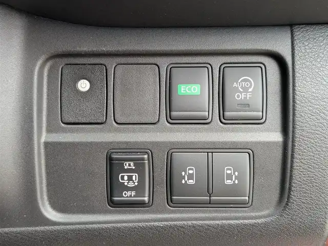日産 セレナ ハイウェイスター プロパイロットED 栃木県 2016(平28)年 14.5万km マルーンレッド 2トーン (株)IDOMが運営する【じしゃロン宇都宮店】の自社ローン専用車両になります。こちらは現金またはオートローンご利用時の価格です。自社ローンご希望の方は別途その旨お申付け下さい/純正ナビ/バックカメラ/フリップダウンモニター/フルセグ/ＥＴＣ/プロパイロット/両側パワースライドドア/ＬＥＤヘッドライト/フォグライト/スマートキー/スペアキー/４ＷＤ