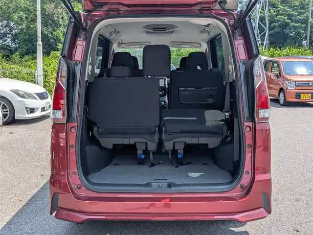 日産 セレナ ハイウェイスター プロパイロットED 栃木県 2016(平28)年 14.5万km マルーンレッド 2トーン (株)IDOMが運営する【じしゃロン宇都宮店】の自社ローン専用車両になります。こちらは現金またはオートローンご利用時の価格です。自社ローンご希望の方は別途その旨お申付け下さい/純正ナビ/バックカメラ/フリップダウンモニター/フルセグ/ＥＴＣ/プロパイロット/両側パワースライドドア/ＬＥＤヘッドライト/フォグライト/スマートキー/スペアキー/４ＷＤ
