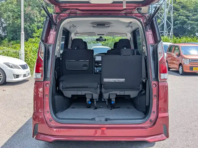 日産 セレナ ハイウェイスター プロパイロットED 栃木県 2016(平28)年 14.5万km マルーンレッド 2トーン (株)IDOMが運営する【じしゃロン宇都宮店】の自社ローン専用車両になります。こちらは現金またはオートローンご利用時の価格です。自社ローンご希望の方は別途その旨お申付け下さい/純正ナビ/バックカメラ/フリップダウンモニター/フルセグ/ＥＴＣ/プロパイロット/両側パワースライドドア/ＬＥＤヘッドライト/フォグライト/スマートキー/スペアキー/４ＷＤ
