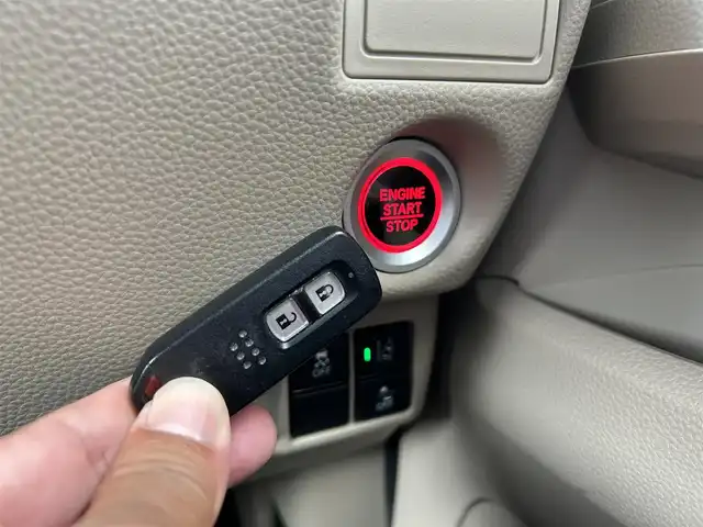 ホンダ Ｎ ＢＯＸ G ホンダセンシング 鹿児島県 2020(令2)年 5.3万km 青 純正ナビ/（Bluetooth/CD/DVD/TV/フルセグ）/バックカメラ/クルーズコントロール/オートエアコン/スマートキー/ETC