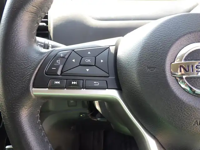 日産 セレナ ハイウェイスター プロパイロットED 千葉県 2016(平28)年 7.5万km アズライトブルー エマージェンシーブレーキ/プロパイロット/インテリジェントクルーズコントロール/ハンズフリー両側パワースライドドア/9インチ純正SDナビ/地デジTV/【BD/DVD/CD再生機能　Bluetooth接続】/バックカメラ/ドライブレコーダー（前後撮影）/革巻きステアリング/ステアリングスイッチ/ETC/LEDヘッドライト/フォグライト/ウインカーミラー/コーナーセンサー/純正16インチアルミホイル/サイド/カーテンエアバッグ/インテリジェントキー