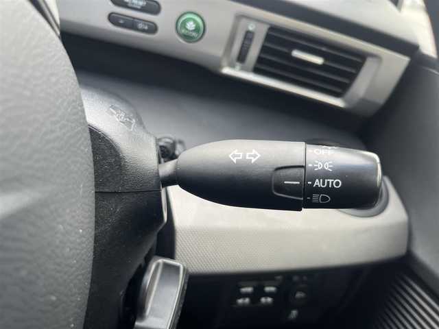 ホンダ フリード ハイブリット ジャストセレクション 神奈川県 2014(平26)年 6.4万km プレミアムスパークルブラックパール 【(株)IDOMが運営する【じしゃロン相模原店】の自社ローン対象車両になります。こちらは現金ご利用時の価格です。自社ローンご希望の方は別途その旨お申付け下さい。】/純正ナビ/CD/DVD/Bluetooth/TV/バックカメラ/両側パワースライドドア/オートライト/キセノンライト/純正フロアマット/クルーズコントロール/電動格納ミラー/ステアリングスイッチ/ETC/スマートキー