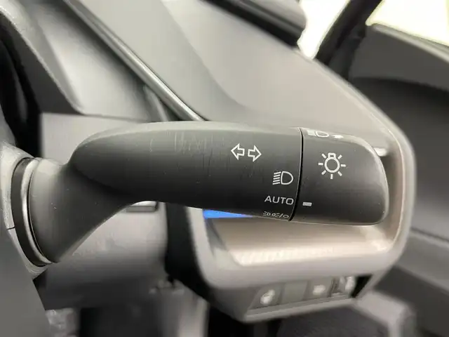 トヨタ プリウス Z 富山県 2023(令5)年 2.4万km アティチュードブラックマイカ 純正ディスプレイオーディオ/フルセグ/Bluetooth/全方位カメラ/ETC2.0/パワーシート /シートヒーター/ベンチレーション/レーダークルーズコントロール/パーキングアシスト/ステアリングヒーター/AC100V/置くだけ充電/オートLEDヘッドライト/オートハイビーム/パワーバックドア/前後コーナーセンサー/トヨタセーフティセンス