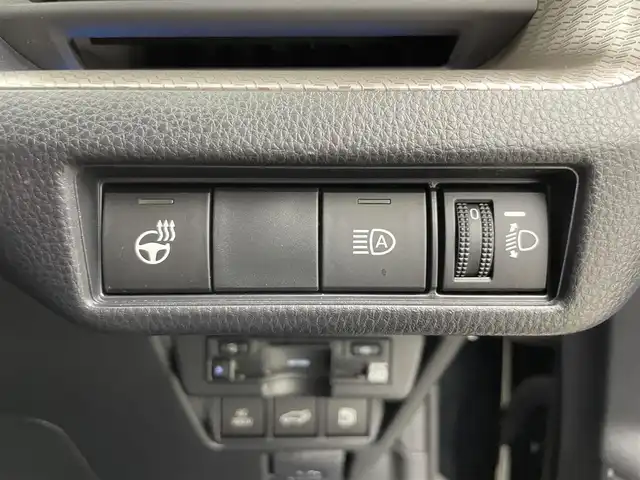 トヨタ プリウス Z 富山県 2023(令5)年 2.4万km アティチュードブラックマイカ 純正ディスプレイオーディオ/フルセグ/Bluetooth/全方位カメラ/ETC2.0/パワーシート /シートヒーター/ベンチレーション/レーダークルーズコントロール/パーキングアシスト/ステアリングヒーター/AC100V/置くだけ充電/オートLEDヘッドライト/オートハイビーム/パワーバックドア/前後コーナーセンサー/トヨタセーフティセンス