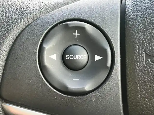 ホンダ シャトル ハイブリッド Z 静岡県 2015(平27)年 4.2万km ホワイトオーキッドパール 純正ナビ(CD/DVD/BT/フルセグ)/バックカメラ/ドライブレコーダー前後・全方位/ETC/エンジンスタートボタン/パワーステアリング/パワーウィンドウ/アイドリングストップ/パドルシフト/寒冷地仕様/保証書/取扱説明書/スマートキー/スペアキー１本/クルーズコントロール/純正フロアマット/ハーフレザーシート/D席N席シートヒーター/ルーフレール/純正アルミホイール/ABS/横滑り防止装置/オートライト/LEDヘッドライト/W+サイドエアバッグ/カーテンエアバッグ/衝突軽減システム/デジタルインナーミラー