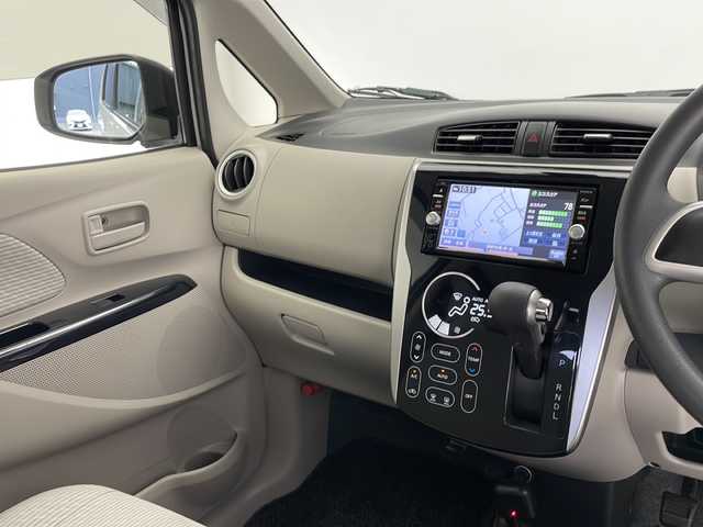 日産 デイズ X Vセレ +SeftyⅡ 長野県 2015(平27)年 5.4万km ホワイトパール 純正ナビ/（フルセグ、CD、DVD、BT）/アラウンドビューモニター/衝突軽減ブレーキ/純正ホイルキャップ付き夏タイヤ車載/ドアバイザー/フォグランプ/アイドリングストップ/電格ミラー/ウィンカーミラー/純正フロアマット（D席欠品）