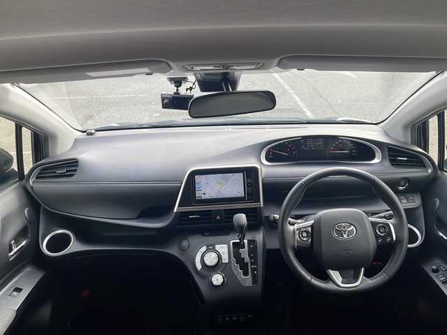 トヨタ シエンタ ファンベースG セーフティEDⅡ 兵庫県 2022(令4)年 3.3万km ブラックマイカ ワンオーナー/保証書・取説・有/社外メモリーナビ・フルセグ・BT・CD・DVD・FM・AM/バックカメラ/ETC/車線逸脱防止支援システム/衝突被害軽減ブレーキ/クリアランスソナー/パーキングアシストブレーキ/先行車発進通知/シートヒーター/ハンドルヒーター/前方ドライブレコーダー/オートハイビーム/両側パワースライドドア/アイドリングストップ/プッシュスタート/スマートキー×2/純正フロアマット