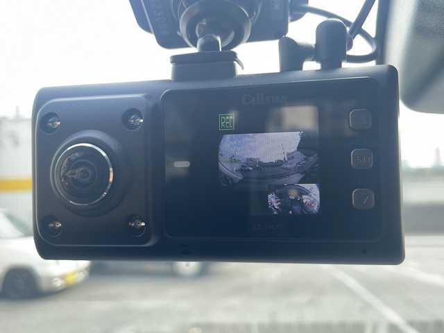 トヨタ シエンタ ファンベースG セーフティEDⅡ 兵庫県 2022(令4)年 3.3万km ブラックマイカ ワンオーナー/保証書・取説・有/社外メモリーナビ・フルセグ・BT・CD・DVD・FM・AM/バックカメラ/ETC/車線逸脱防止支援システム/衝突被害軽減ブレーキ/クリアランスソナー/パーキングアシストブレーキ/先行車発進通知/シートヒーター/ハンドルヒーター/前方ドライブレコーダー/オートハイビーム/両側パワースライドドア/アイドリングストップ/プッシュスタート/スマートキー×2/純正フロアマット