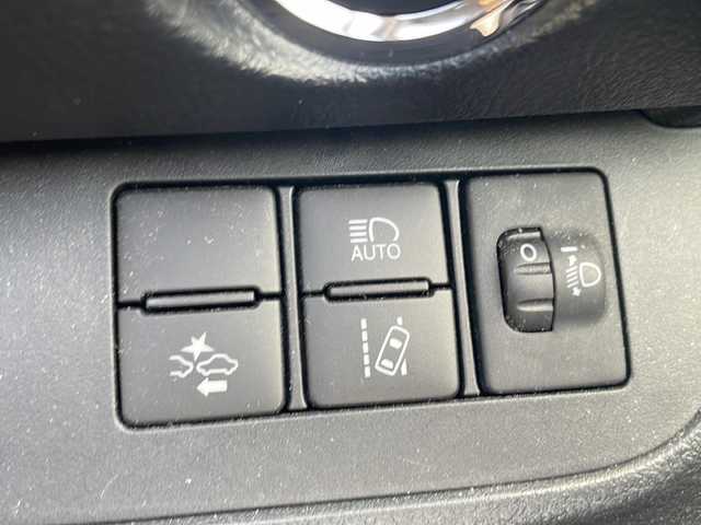 トヨタ シエンタ ファンベースG セーフティEDⅡ 兵庫県 2022(令4)年 3.3万km ブラックマイカ ワンオーナー/保証書・取説・有/社外メモリーナビ・フルセグ・BT・CD・DVD・FM・AM/バックカメラ/ETC/車線逸脱防止支援システム/衝突被害軽減ブレーキ/クリアランスソナー/パーキングアシストブレーキ/先行車発進通知/シートヒーター/ハンドルヒーター/前方ドライブレコーダー/オートハイビーム/両側パワースライドドア/アイドリングストップ/プッシュスタート/スマートキー×2/純正フロアマット