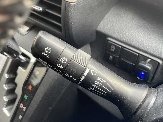 トヨタ シエンタ ファンベースG セーフティEDⅡ 兵庫県 2022(令4)年 3.3万km ブラックマイカ ワンオーナー/保証書・取説・有/社外メモリーナビ・フルセグ・BT・CD・DVD・FM・AM/バックカメラ/ETC/車線逸脱防止支援システム/衝突被害軽減ブレーキ/クリアランスソナー/パーキングアシストブレーキ/先行車発進通知/シートヒーター/ハンドルヒーター/前方ドライブレコーダー/オートハイビーム/両側パワースライドドア/アイドリングストップ/プッシュスタート/スマートキー×2/純正フロアマット