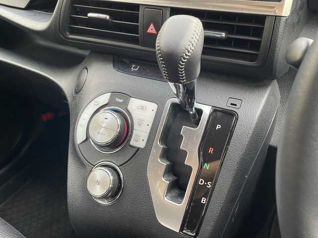 トヨタ シエンタ ファンベースG セーフティEDⅡ 兵庫県 2022(令4)年 3.3万km ブラックマイカ ワンオーナー/保証書・取説・有/社外メモリーナビ・フルセグ・BT・CD・DVD・FM・AM/バックカメラ/ETC/車線逸脱防止支援システム/衝突被害軽減ブレーキ/クリアランスソナー/パーキングアシストブレーキ/先行車発進通知/シートヒーター/ハンドルヒーター/前方ドライブレコーダー/オートハイビーム/両側パワースライドドア/アイドリングストップ/プッシュスタート/スマートキー×2/純正フロアマット