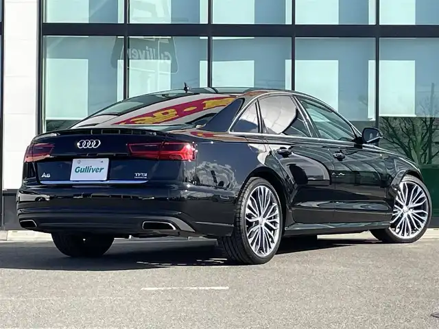 アウディ Ａ６ 2．0 TFSI クワトロ 和歌山県 2016(平28)年 3.2万km 黒 サンルーフ/純正ナビ/バックカメラ/クルーズコントロール/ドライブレコーダー/純正アルミホイール/シートヒーター/パワーシート/ポジションメモリー/レザーシート/ETC/LEDヘッドライト/オートライト