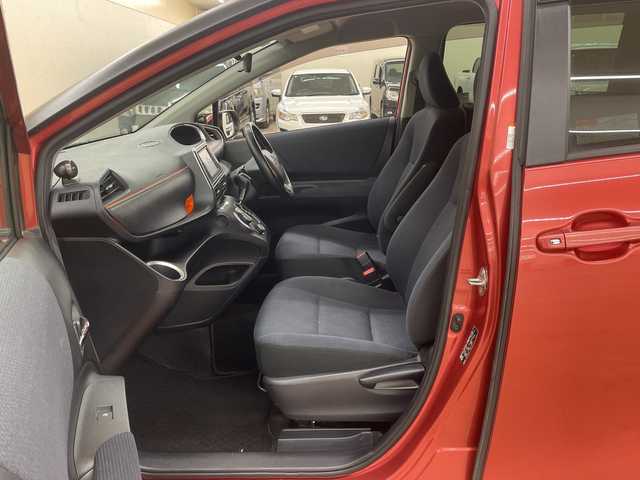 トヨタ シエンタ G 道央・札幌 2016(平28)年 14万km レッドマイカM /4WD//ディーラーフルセグナビ/（CD/AM/FM/BT）//プリクラッシュセーフティ//オートハイビーム//レーンキープアシスト//両側パワースライドドア//寒冷地仕様//ワイパーデアイサー//ドアバイザー//ステアリングリモコン//バックカメラ//スペアキー//夏タイヤAW積込有り