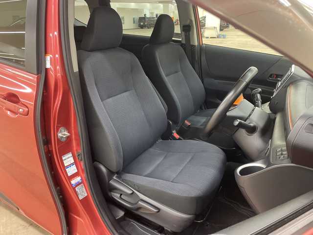 トヨタ シエンタ G 道央・札幌 2016(平28)年 14万km レッドマイカM /4WD//ディーラーフルセグナビ/（CD/AM/FM/BT）//プリクラッシュセーフティ//オートハイビーム//レーンキープアシスト//両側パワースライドドア//寒冷地仕様//ワイパーデアイサー//ドアバイザー//ステアリングリモコン//バックカメラ//スペアキー//夏タイヤAW積込有り