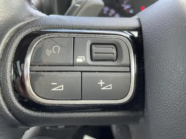 シトロエン シトロエン ベルランゴ シャイン 埼玉県 2021(令3)年 5.2万km サーブル ワンオーナー車/ディーゼルターボ/ガラスルーフ/純正ディスプレイオーディオ/カープレイ/360度カメラ/ETC/前後ドラレコ/アクティブクルーズコントロール/衝突軽減ブレーキ/クリアランスソナー/純正１６インチアルミ/プッシュスタート/スマートキー/保証書付整備手帳/取扱説明書