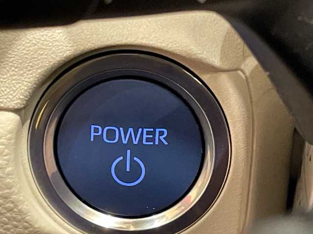 トヨタ シエンタ ハイブリッド Z 埼玉県 2023(令5)年 1.2万km ブラック トヨタセーフティーセンス/純正メモリーナビ/　　BT/フルセグ/バック、全方位カメラ/両側パワースライドドア/レーダークルーズコントロール/LEDオートライト/前席シートヒーター/ハンドルヒーター/純正ビルトインETC2.0