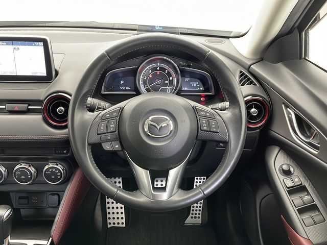 マツダ ＣＸ－３ XD ツーリング 長野県 2016(平28)年 5.5万km セラミックM 4WD/純正ナビ/バックカメラ/ETC/ドライブレコーダー/クルーズコントロール/前進時スマートシティブレーキサポート/AT後発進抑制制御/ブラインドスポットモニタリング/アクティブドライビングディスプレイ/ターボ/LEDヘッドランプ(AFS付)/オートライト/オートエアコン/本革巻きステアリング/パドルシフト/ハーフレザーシート/前席シートヒーター/純正18インチアルミホイール/アドバンストキー/キーレスエントリーシステム/禁煙車