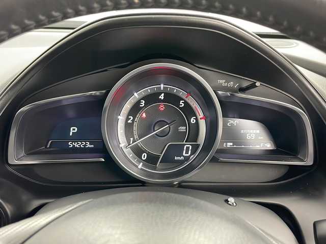 マツダ ＣＸ－３ XD ツーリング 道央・札幌 2016(平28)年 5.5万km セラミックM 4WD/マツダコネクトナビ＆BT/バックカメラ/ｉーＡＣＴＩＶＳＥＮＳＥ/寒冷地仕様/ビルトインETC/純正ドライブレコーダー/クルーズコントロール/ブラインドスポットモニタリング/アクティブドライビングディスプレイ/オートマチックハイビーム/LEDヘッドランプ＆フォグ/オートライト/パドルシフト/ハーフレザーシート/前席シートヒーター/純正18インチアルミホイール/ドアミラーヒーター