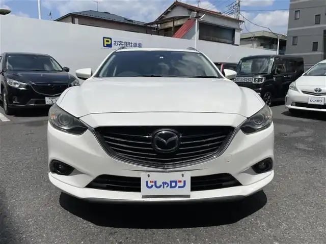 マツダ アテンザ ワゴン 25S Lパッケージ 埼玉県 2013(平25)年 11.3万km スノーフレイクホワイトパールマイカ (株)IDOMが運営する【じしゃロン鳩ヶ谷店】の自社ローン専用車両になりますこちらは現金またはオートローンご利用時の価格です。自社ローンご希望の方は別途その旨お申付け下さい/スマートシティブレーキサポート/レーダークルーズコントロール/レーンキープアシスト/純正メモリーナビ/フルセグＴＶ/バックカメラ/ＥＴＣ/前後ドライブレコーダー/黒革シート/電動シート/シートヒーター/ＨＩＤヘッドライト