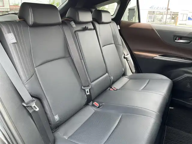 トヨタ ハリアー ハイブリッド Z レザーパッケージ 茨城県 2023(令5)年 1.6万km プレシャスブラックパール 純正ナビ/【AM・FM・TV・BT・Apps・USB・Miracast】/パワーシート/シートメモリ/シートヒーター/エアシート/ステアリングヒーター/BSM/HUD/電動リアゲート/レーダークルコン/ETC2.0/全方位カメラ/電動パーキングブレーキ/ブレーキホールド/MTモード付AT/横滑り防止/レーンキープアシスト/衝突被害軽減システム/オートライト/オートハイビーム