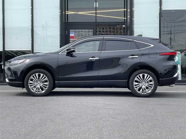 トヨタ ハリアー ハイブリッド Z レザーパッケージ 茨城県 2023(令5)年 1.6万km プレシャスブラックパール 純正ナビ/【AM・FM・TV・BT・Apps・USB・Miracast】/パワーシート/シートメモリ/シートヒーター/エアシート/ステアリングヒーター/BSM/HUD/電動リアゲート/レーダークルコン/ETC2.0/全方位カメラ/電動パーキングブレーキ/ブレーキホールド/MTモード付AT/横滑り防止/レーンキープアシスト/衝突被害軽減システム/オートライト/オートハイビーム