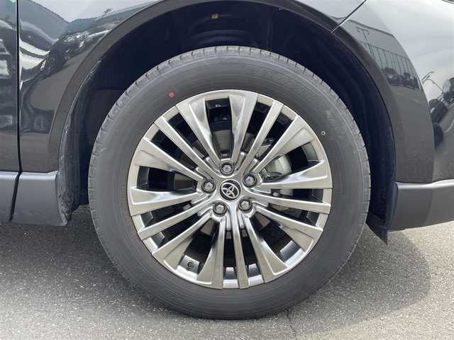 トヨタ ハリアー ハイブリッド Z レザーパッケージ 茨城県 2023(令5)年 1.6万km プレシャスブラックパール 純正ナビ/【AM・FM・TV・BT・Apps・USB・Miracast】/パワーシート/シートメモリ/シートヒーター/エアシート/ステアリングヒーター/BSM/HUD/電動リアゲート/レーダークルコン/ETC2.0/全方位カメラ/電動パーキングブレーキ/ブレーキホールド/MTモード付AT/横滑り防止/レーンキープアシスト/衝突被害軽減システム/オートライト/オートハイビーム