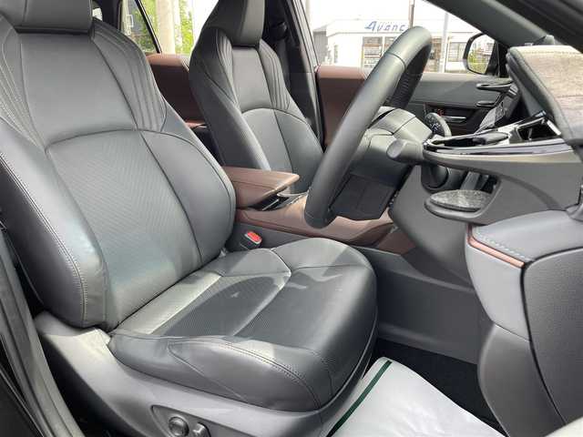 トヨタ ハリアー ハイブリッド Z レザーパッケージ 茨城県 2023(令5)年 1.6万km プレシャスブラックパール 純正ナビ/【AM・FM・TV・BT・Apps・USB・Miracast】/パワーシート/シートメモリ/シートヒーター/エアシート/ステアリングヒーター/BSM/HUD/電動リアゲート/レーダークルコン/ETC2.0/全方位カメラ/電動パーキングブレーキ/ブレーキホールド/MTモード付AT/横滑り防止/レーンキープアシスト/衝突被害軽減システム/オートライト/オートハイビーム