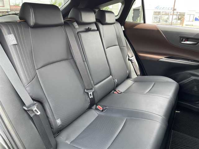 トヨタ ハリアー ハイブリッド Z レザーパッケージ 茨城県 2023(令5)年 1.6万km プレシャスブラックパール 純正ナビ/【AM・FM・TV・BT・Apps・USB・Miracast】/パワーシート/シートメモリ/シートヒーター/エアシート/ステアリングヒーター/BSM/HUD/電動リアゲート/レーダークルコン/ETC2.0/全方位カメラ/電動パーキングブレーキ/ブレーキホールド/MTモード付AT/横滑り防止/レーンキープアシスト/衝突被害軽減システム/オートライト/オートハイビーム