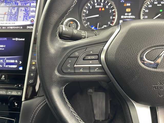 日産 スカイライン ハイブリッド 350GT FOUR Type P 道央・札幌 2018(平30)年 5.6万km スーパーブラック ・4WD /ハイブリッド/・サンルーフ/・エマージェンシーブレーキ/・メーカー純正ナビ　　/・BT/DVD/CD/フルセグ/・アラウンドビューモニター/・インテリジェントクルーズコントロール/・LEDオートライト/ハイビームアシスト/・アクティブAFS/・レザーシート/メモリーパワーシート/・シートヒーター/・社外19インチAW/・純正エンジンスターター/・インテリジェントキー×2/・ETC/・純正ドライブレコーダー/・純正18インチAWスタッドレスタイヤ積込