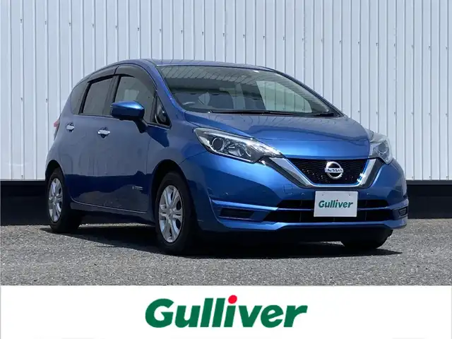 日産 ノート e－パワー X 千葉県 2018(平30)年 2.4万km シャイニングブルー 純正メモリナビ/(フルセグTV BT CD DVD FM AM）/全周囲カメラ/衝突被害軽減システム/車線逸脱警報/横滑り防止装置/ETC/ドライブレコーダー/アイドリングストップ/LEDヘッドライト/オートライト/ウィンカーミラー/電動格納ミラー/シートリフター/プッシュスタート/スマートキー/フロアマット/ドアバイザー/スペアキー/取扱説明書