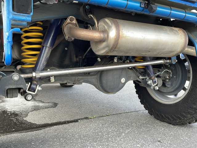 スズキ ジムニー XC 道北・旭川 2022(令4)年 4.8万km ブリスクブルーメタリック/ブラック2トーンルーフ ・ワンオーナー/・４WD/・禁煙車/・純正ナビCD/DVD/BT/フルセグTV/SD/USB/iPod/・2インチアップ/・社外ショックアブソーバー/・社外サスペンション/・社外バンパーフロント＆リア/・社外オーバーフェンダー/・社外ラテラルロット/・社外スキッドプレート/・ヨコハマジオランダーM/Tタイヤ/・純正足廻り積込/・背面タイヤ積込/・前席シートヒーター/・スズキセーフティサポート/・デュアルセンサーブレーキサポート/・先行車発進お知らせ機能/・車線逸脱警報機能/・車線逸脱警報機能/・標識認識機能/・ふらつき警報機能/・誤発進抑制機能/・前後ドライブレコーダー/・バックカメラ/・クルーズコントロール/・ダウンヒルアシストコントロール/・LEDヘッドライト/・ヘッドライトウォッシャー/・純正フロアマット/・ビルトインETC