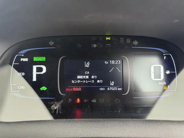 トヨタ アクア G 愛知県 2021(令3)年 6.7万km プラチナホワイトパールマイカ 純正7インチディスプレイオーディオ/　　・Bluetooth対応/USBポート/バックカメラ/ビルトインETC/本革巻ステアリングリモコン/ステアリングヒーター/ハーフレザーシート/パワーシート（D席）/シートヒーター（前席）/純正16インチアルミホイール/LEDヘッドライト/電動格納ウィンカーミラー/トヨタセーフティセンス/　　・プリクラッシュセーフティ/　　・レーンディバーチャーアラート/　　・レーントレーシングアシスト/　　・レーダークルーズコントロール/　　・ロードサインアシスト/　　・オートマチックハイビーム/クリアランスソナー/スマートキー