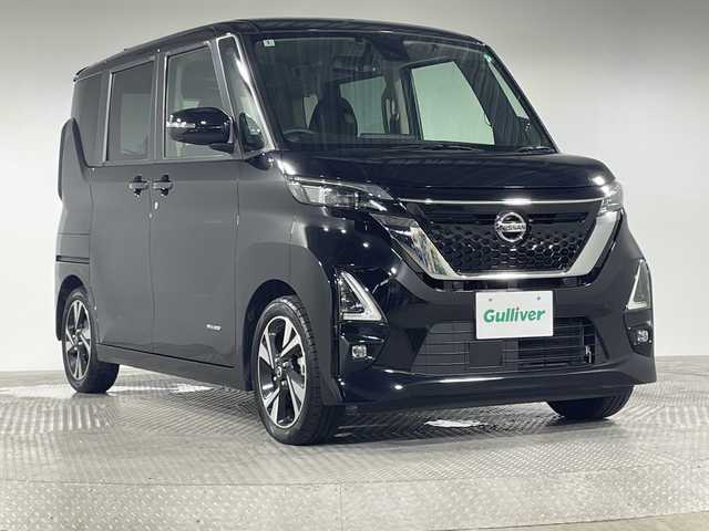日産 ルークス HWS X プロパイロットED 神奈川県 2023(令5)年 3.6万km ブラック プロパイロット/・インテリジェント エマージェンシーブレーキ/・踏み間違い衝突防止アシスト/・インテリジェント LI＋LDW/・インテリジェント FCW/・ハイビームアシスト/アダプティブLEDヘッドライトシステム/・インテリジェント アラウンドビューモニター/・インテリジェント DA/純正ナビ/・BT/フルセグTV/USB/AUX/AM/FM/インテリジェントアラウンドビューモニター/電動サイドブレーキ/オートホールド/両側電動スライドドア/アイドリングストップ機能/ステアリングスイッチ/Autoライト/LEDヘッドライト/フォグランプ/ビルトインETC/自動防眩ミラー/SOSコール/シートリフター/電動格納ミラー/ウィンカーミラー/コーナーセンサー/純正フロアマット/純正アルミホイール