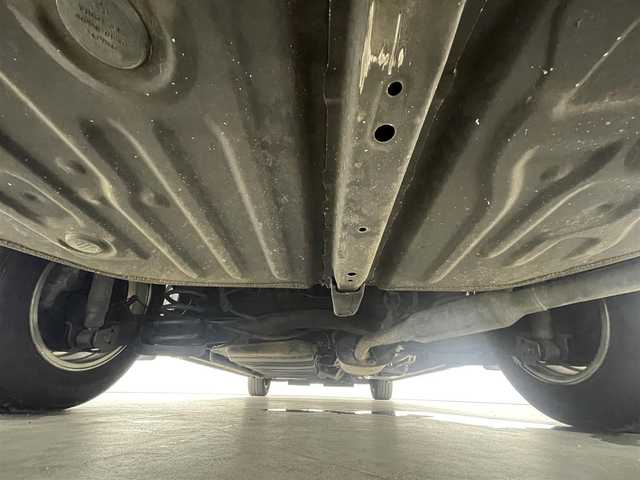 トヨタ エスクァイア ハイブリッド Gi 福島県 2019(平31)年 5.8万km ホワイトパールクリスタルシャイン トヨタセーフティセンス/・プリクラッシュブレーキ/・レーンキープアシスト/・オートマチックハイビーム/純正SDナビ/型番:NSZT-Y68T/・AM/FM/CD/DVD/BT/フルセグTV/・全方位/フロント/バック/サイドカメラ/・ETC/・前後ドライブレコーダー/クルーズコントロール/両側パワースライドドア/プッシュスタート/・スマートキー/レザーシート/・キャプテンシート/・チップアップシート/・ウォークスルー/LEDヘッドライト/・オートライト/アイドリングストップ/純正フロアマット/ドアバイザー