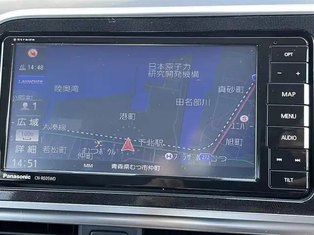 トヨタ シエンタ G 青森県 2019(令1)年 4.9万km ブラックマイカ ４WD/社外ナビ/フルセグTV/CD/DVD/BT/純正エンジンスターター/ドライブレコーダー/クリアランスソナー/パーキングサポートブレーキ/衝突軽減ブレーキ/レーンキープ/オートマチックハイビーム/オートライト/純正フロアマット/純正ドアバイザー/15インチスタッドレスタイヤ積込
