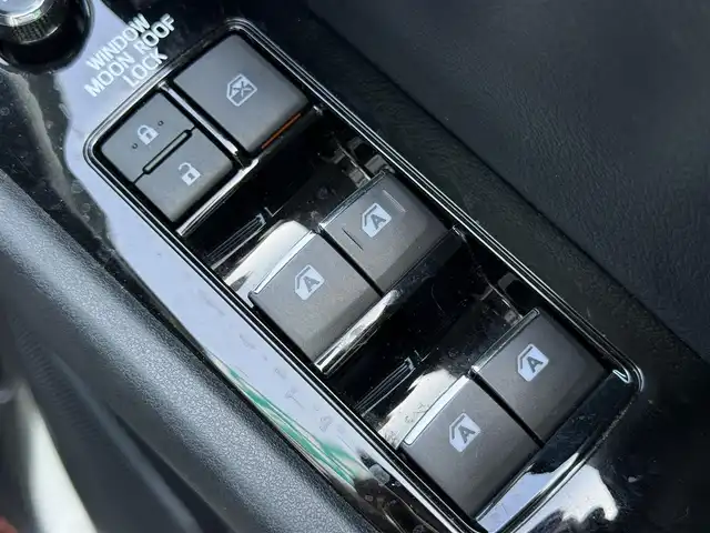 トヨタ アルファード S Aパッケージ タイプブラック 千葉県 2017(平29)年 3.8万km ホワイトパールクリスタルシャイン 社外10インチメモリナビ（CD/DVD/Bluetooth）/フルセグTV/クルーズコントロール/両側パワースライドドア/ETC/ツインムーンルーフ/バックカメラ/ハーフレザーシート/コーナーセンサー/LEDヘッドライト/フォグランプ/オートライト/純正アルミホイール/純正フロアマット