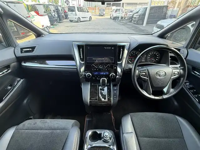 トヨタ アルファード S Aパッケージ タイプブラック 千葉県 2017(平29)年 3.8万km ホワイトパールクリスタルシャイン 社外10インチメモリナビ（CD/DVD/Bluetooth）/フルセグTV/クルーズコントロール/両側パワースライドドア/ETC/ツインムーンルーフ/バックカメラ/ハーフレザーシート/コーナーセンサー/LEDヘッドライト/フォグランプ/オートライト/純正アルミホイール/純正フロアマット