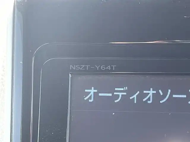 トヨタ エスクァイア ハイブリッド Xi 徳島県 2015(平27)年 13.2万km ブラック (株)IDOMが運営する【じしゃロン徳島店】の自社ローン専用車両になりますこちらは現金またはオートローンご利用時の価格です。/ナビ　/バックカメラ/フリップダウンモニター/フルセグTV/ETC/Ｂｌｕｅｔｏｏｔｈ接続/両側パワースライドドア