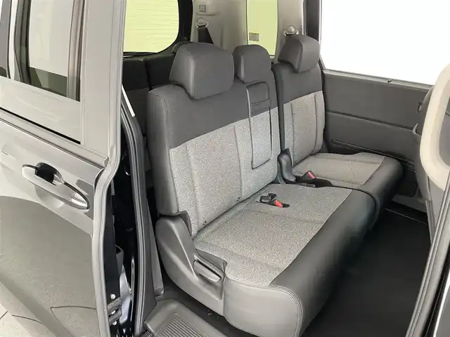 ホンダ フリード ハイブリット e:HEV AIR EX 愛知県 2024(令6)年 0.1千km クリスタルブラックパール 登録済未使用/ホンダセンシング/両側パワースライドドア/レーダークルーズコントロール/純正アルミホイール/ブラインドスポットモニター/シートヒーター/衝突被害軽減ブレーキ/LEDオートライト/コーナーセンサー/カーテンエアバック/USB/ハーフレザーシート/電子パーキング/禁煙車