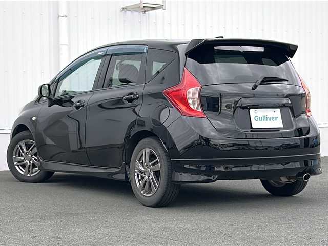 日産 ノート ライダー 三重県 2013(平25)年 16.2万km スーパーブラック 純正ナビ /バックカメラ /ETC /スペアキー /純正フロアマット /アイドリングストップ /革巻きステアリング/電動格納ミラー