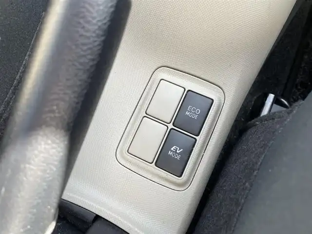 トヨタ アクア G 石川県 2014(平26)年 7.1万km パール 純正メモリーナビ/純正CD/DVD/フルセグTV/バックカメラ/ETC/スマートキー/プッシュスタート/電動ミラー/モデリスタエアロ/モデリスタマフラー/社外アルミホイール/ステアリングスイッチ/保証書