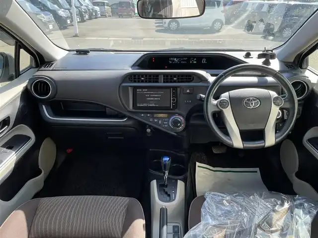 トヨタ アクア G 石川県 2014(平26)年 7.1万km パール 純正メモリーナビ/純正CD/DVD/フルセグTV/バックカメラ/ETC/スマートキー/プッシュスタート/電動ミラー/モデリスタエアロ/モデリスタマフラー/社外アルミホイール/ステアリングスイッチ/保証書